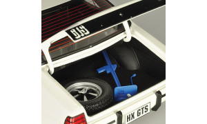 1:18 scale Holden HX Monaro GTS diecast by Classic Carlectables – 18794