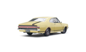 Holden HK Monaro GTS 327 diecast model Warwick Yellow 1/18 scale – 18803