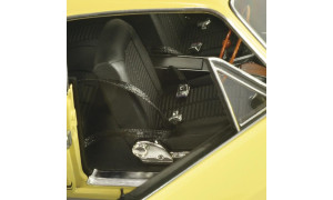 Classic Carlectables 18803 Holden HK Monaro GTS 327 diecast replica – 18803
