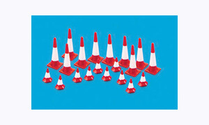 Peco Traffic Cones (large & small)