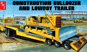AMT Models 1:25 Lowboy Trailer & Bulldozer Combo AMT1218
