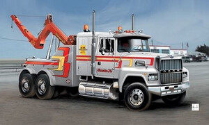 Italeri 1/24 US Wrecker Truck 3825S