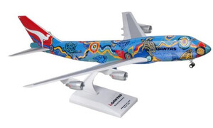 Skymarks B747-300 Qantas Nalanji Dreaming SKR086