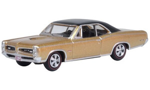 Oxford Diecast 1966 Pontiac GTO Martinique Bronze and Black 87PG66003