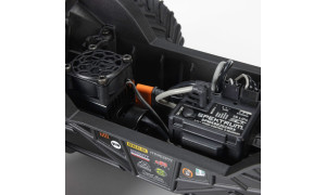 Green Quake Grom – compact RC truck