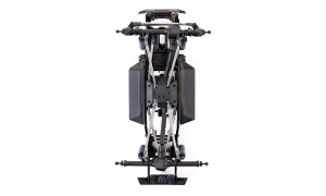 Axial 1/10 SCX10 III AXI-2755 4WD rock crawler kit featuring realistic scale details and robust drivetrain layout