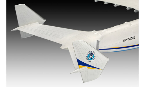 04958 Revell Antonov AN-225 Mrija