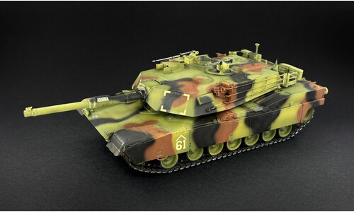 M1A1 Abrams War Thunder Edition Italeri 35108 1/35 Scale Military Model