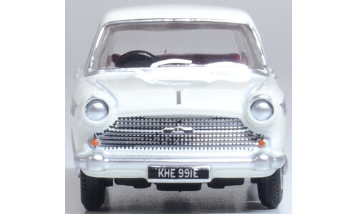 Oxford Diecast 76ACF007 Austin Cambridge Snowberry White/Embassy Maroon Diecast Model