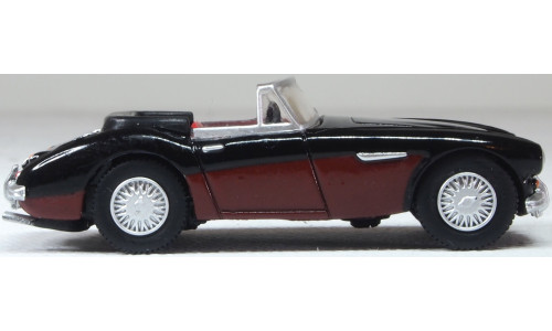 Oxford Diecast 1/76 Austin Healey 3000 diecast model in Black/Burgundy with detailed wheels and interior