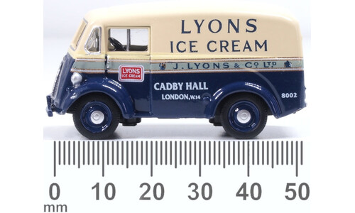 Oxford Diecast 76MJ013 Morris J Van Lyons Ice Cream Detailed Diecast Toy