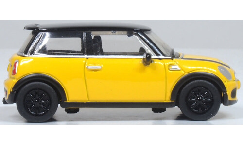 Oxford Diecast 76NMN008 New Mini Yellow Miniature Replica