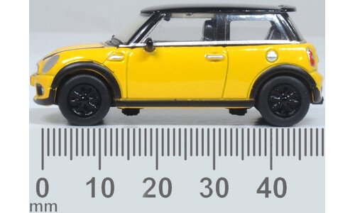 New Mini Yellow Oxford Diecast 76NMN008 Limited Edition Model