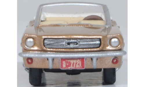 Oxford Diecast 87MU65007 1965 Ford Mustang Convertible Prairie Bronze Diecast Model