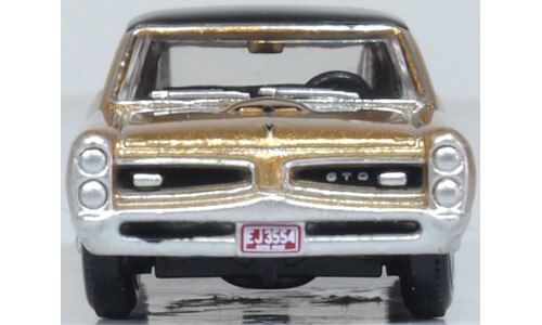 Oxford Diecast 87PG66003 1966 Pontiac GTO Martinique Bronze/Black Diecast Model