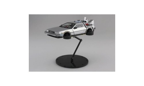 Aoshima 1/24 Time Machine From Back to the Future Part II model kit with flying configuration