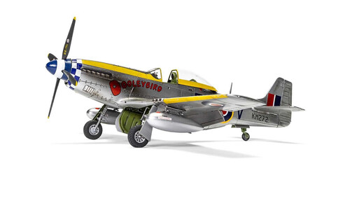 Airfix North American Mustang Mk.IV/P-51K Mustang A05137 Front-Left