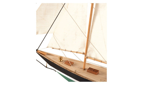 Artesania 1/56 Pen Duick 17002# offering realistic deck layout, high‑quality materials and traditional sailing aesthetics