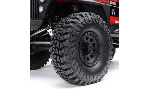 Axial SCX10 III Jeep CJ-7 RTR (AXI03008V2T2) with brushed motor, 4WD drivetrain and detailed classic Jeep styling