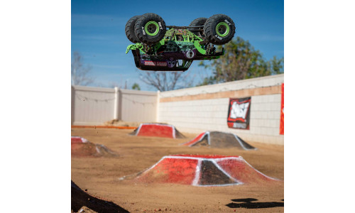 Losi LMT 2.0 Grave Digger Monster Truck – 1/8 scale brushless RTR with powder-coated green twin vertical plate chassis