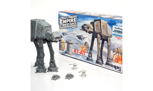 MPC Models Star Wars: The Empire Strikes Back AT-AT