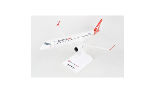 Skymarks SKR1129 1/100 QANTAS E190 Limited Edition Display Piece