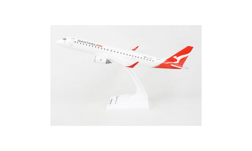 Skymarks SKR1129 1/100 QANTAS E190 Highly Detailed Replica