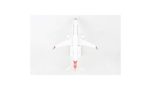 QANTAS E190 Skymarks SKR1129 1/100 Scale Display Aircraft